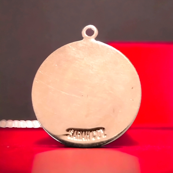 Mid-century Sarah Coventry astrological zodiac Cancer pendant GF - Picture 2 of 2